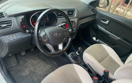 KIA Rio III рестайлинг, 2014 год, 995 000 рублей, 12 фотография