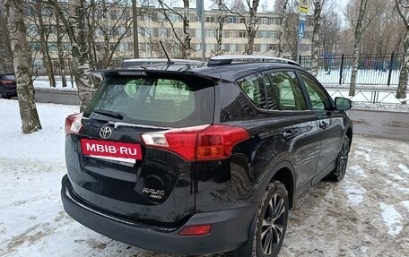 Toyota RAV4, 2015 год, 2 150 000 рублей, 4 фотография