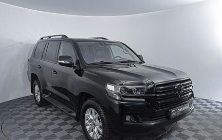 Toyota Land Cruiser 200, 2018 год, 7 479 000 рублей, 3 фотография