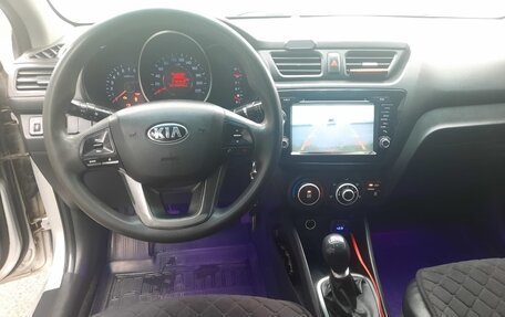 KIA Rio III рестайлинг, 2013 год, 780 000 рублей, 2 фотография