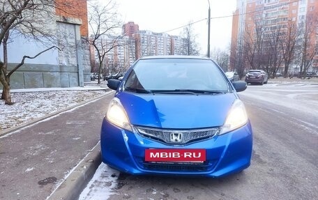 Honda Jazz II рестайлинг, 2011 год, 760 000 рублей, 16 фотография