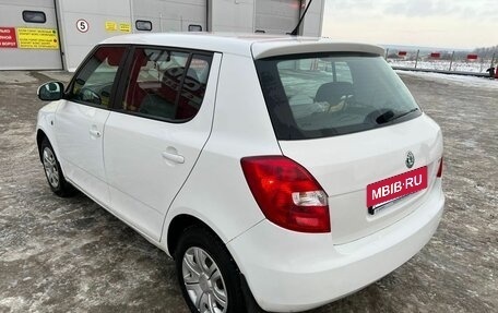 Skoda Fabia II, 2012 год, 585 000 рублей, 2 фотография