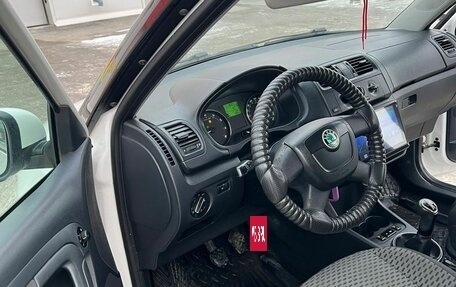 Skoda Fabia II, 2012 год, 585 000 рублей, 4 фотография