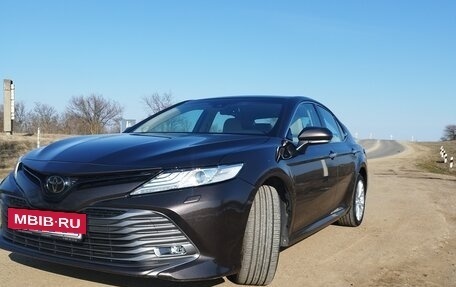 Toyota Camry, 2019 год, 3 150 000 рублей, 14 фотография