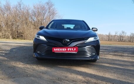 Toyota Camry, 2019 год, 3 150 000 рублей, 8 фотография