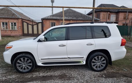 Toyota Land Cruiser 200, 2014 год, 4 000 000 рублей, 2 фотография