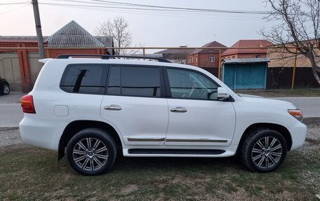 Toyota Land Cruiser 200, 2014 год, 4 000 000 рублей, 4 фотография