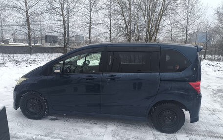 Honda Freed I, 2011 год, 970 000 рублей, 11 фотография