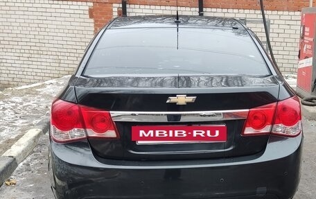 Chevrolet Cruze II, 2011 год, 800 000 рублей, 6 фотография