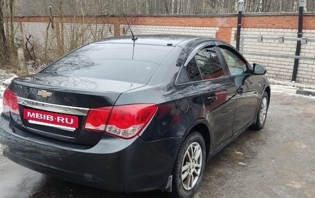 Chevrolet Cruze II, 2011 год, 800 000 рублей, 4 фотография