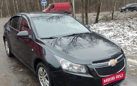 Chevrolet Cruze II, 2011 год, 800 000 рублей, 1 фотография