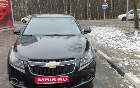 Chevrolet Cruze II, 2011 год, 800 000 рублей, 5 фотография