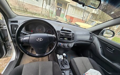 Hyundai Elantra IV, 2011 год, 900 000 рублей, 4 фотография