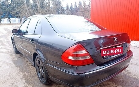 Mercedes-Benz E-Класс, 2005 год, 1 180 000 рублей, 19 фотография