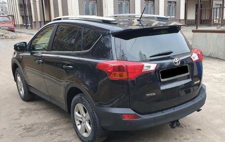 Toyota RAV4, 2013 год, 2 050 000 рублей, 3 фотография