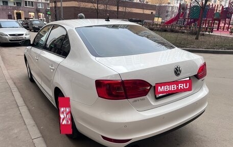 Volkswagen Jetta VI, 2013 год, 1 089 000 рублей, 4 фотография