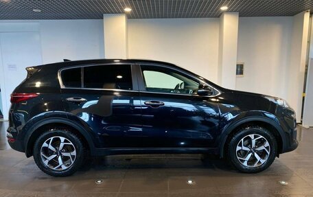 KIA Sportage IV рестайлинг, 2021 год, 2 640 000 рублей, 2 фотография