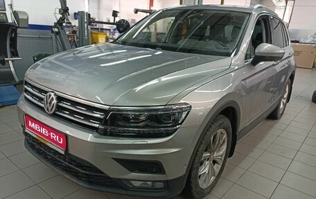 Volkswagen Tiguan II, 2019 год, 3 397 000 рублей, 1 фотография