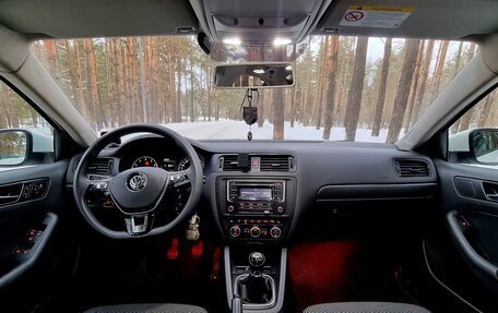 Volkswagen Jetta VI, 2014 год, 950 000 рублей, 10 фотография