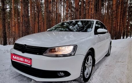 Volkswagen Jetta VI, 2014 год, 950 000 рублей, 17 фотография