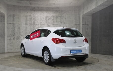 Opel Astra J, 2014 год, 1 179 000 рублей, 11 фотография