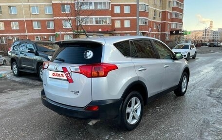 Toyota RAV4, 2014 год, 2 100 000 рублей, 4 фотография