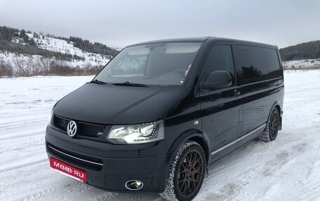 Volkswagen Multivan T5, 2012 год, 3 999 999 рублей, 2 фотография