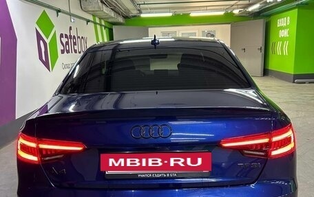 Audi A4, 2017 год, 2 650 000 рублей, 8 фотография