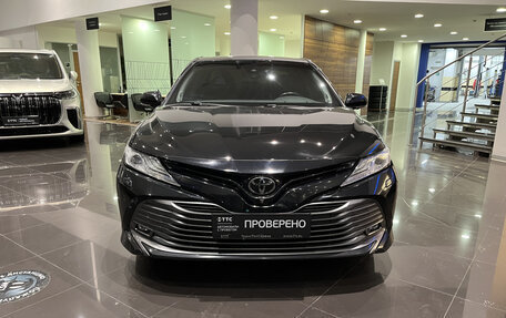 Toyota Camry, 2020 год, 3 566 000 рублей, 2 фотография