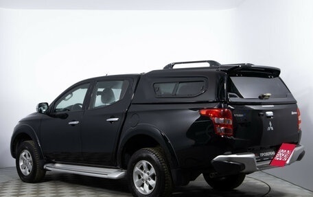 Mitsubishi L200 IV рестайлинг, 2017 год, 2 449 000 рублей, 6 фотография