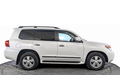 Toyota Land Cruiser 200, 2014 год, 4 670 000 рублей, 4 фотография