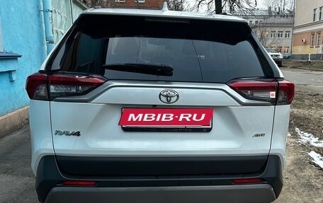 Toyota RAV4, 2021 год, 4 700 000 рублей, 5 фотография