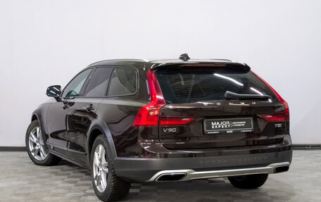 Volvo V90 Cross Country I рестайлинг, 2018 год, 3 700 000 рублей, 7 фотография