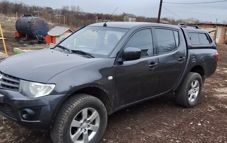 Mitsubishi L200 IV рестайлинг, 2011 год, 1 200 000 рублей, 1 фотография