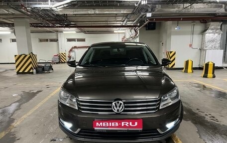 Volkswagen Passat B7, 2013 год, 1 400 000 рублей, 1 фотография