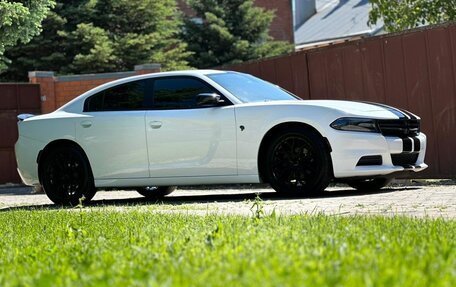 Dodge Charger, 2017 год, 5 000 000 рублей, 13 фотография