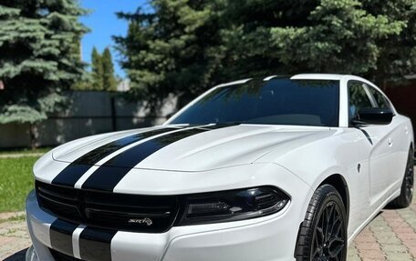 Dodge Charger, 2017 год, 5 000 000 рублей, 16 фотография