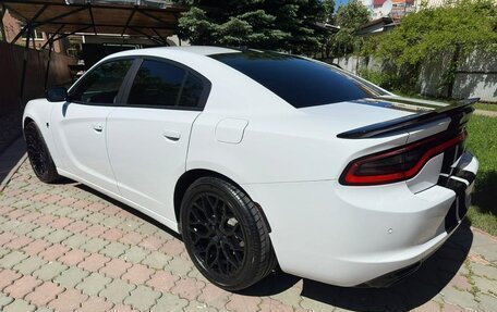 Dodge Charger, 2017 год, 5 000 000 рублей, 28 фотография