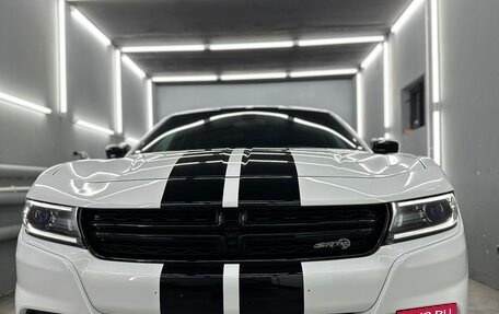 Dodge Charger, 2017 год, 5 000 000 рублей, 24 фотография