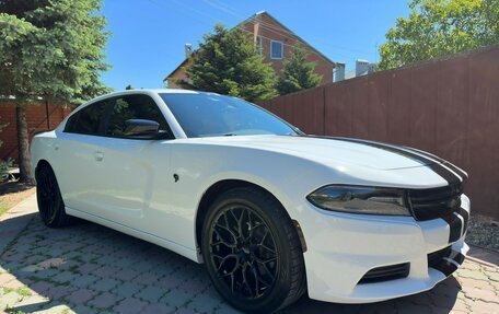 Dodge Charger, 2017 год, 5 000 000 рублей, 34 фотография