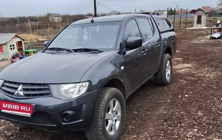 Mitsubishi L200 IV рестайлинг, 2011 год, 1 200 000 рублей, 5 фотография