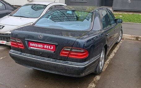 Mercedes-Benz E-Класс, 2000 год, 750 000 рублей, 4 фотография