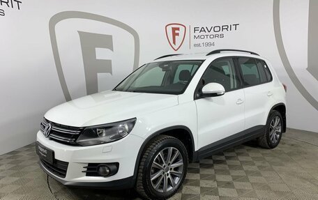 Volkswagen Tiguan I, 2016 год, 1 850 000 рублей, 1 фотография