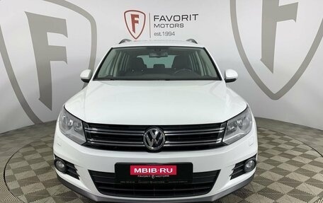 Volkswagen Tiguan I, 2016 год, 1 850 000 рублей, 2 фотография