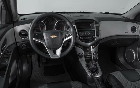 Chevrolet Cruze II, 2012 год, 899 000 рублей, 6 фотография