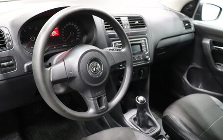 Volkswagen Polo VI (EU Market), 2013 год, 697 000 рублей, 8 фотография