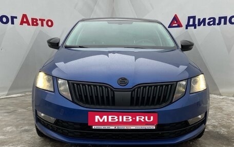 Skoda Octavia, 2018 год, 1 810 000 рублей, 2 фотография