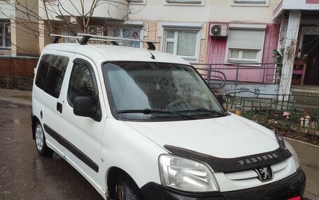 Peugeot Partner II рестайлинг 2, 2010 год, 550 000 рублей, 2 фотография