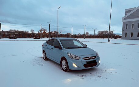 Hyundai Solaris II рестайлинг, 2012 год, 995 000 рублей, 3 фотография