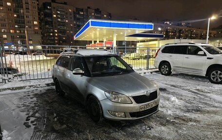 Skoda Fabia II, 2010 год, 579 000 рублей, 2 фотография